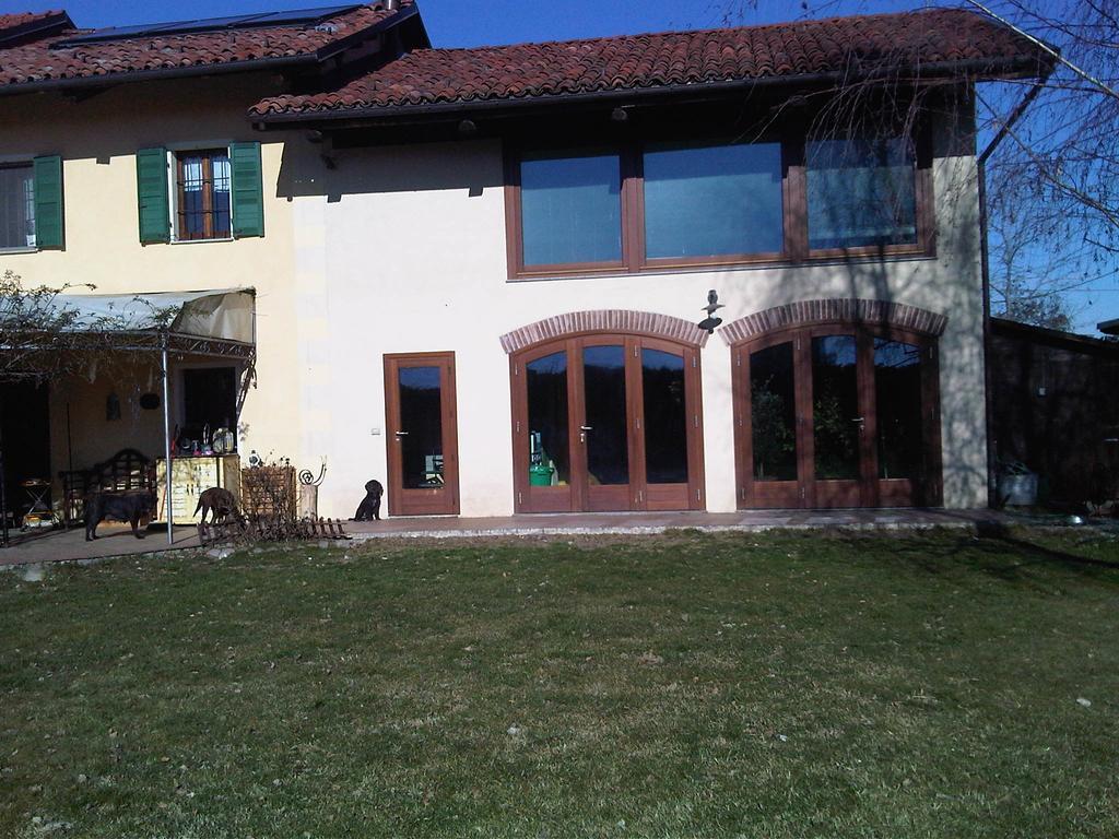 Ferienwohnung Casa Del Bosco Busca Exterior foto